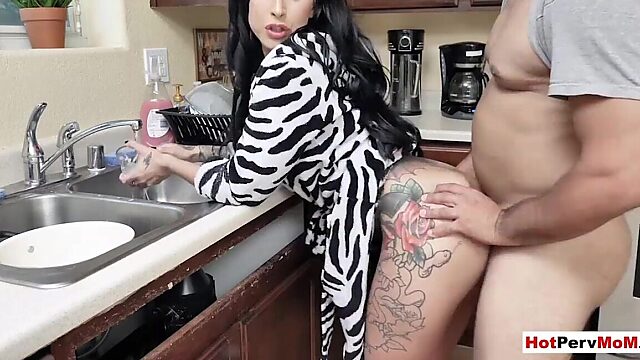 Milf Bends Over for Big Tit Blowjob While Doing Dishes