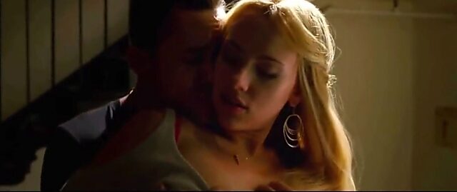 Scarlett Johansson Gets Naked in Steamy HD Scene