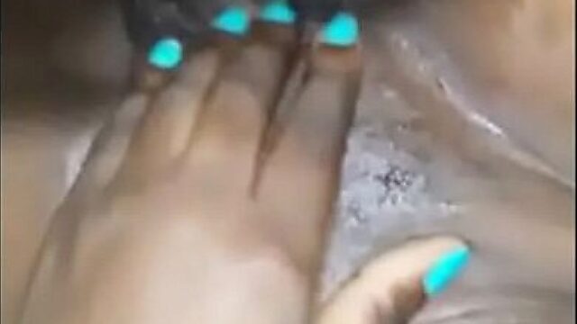 Drenching Amateur Ebony Squirt Queen