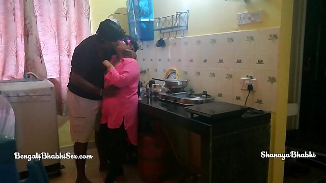Spicy Bengali Bhabhi gets pounded in the kitchen