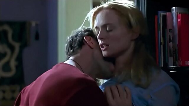 Naked Heather Graham Gets Lethal In Steamy Flick