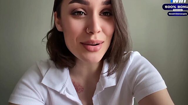 Sexy babe begs friend to fuck her on camera for revenge