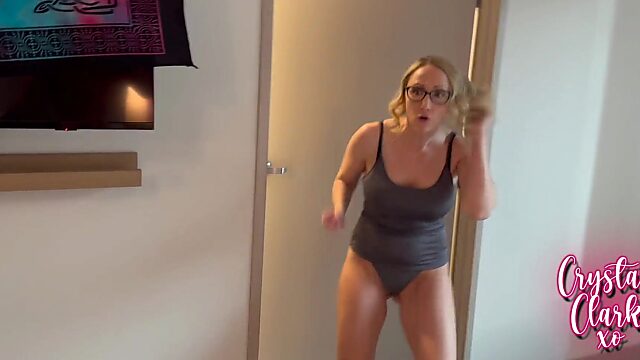 MILF Stepmom Shows Up at My College Dorm for a Surprise Fuck