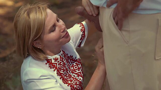 Das abgefuckte Märchen des ethnischen Babys Mari: Zauberpilze machen sie glücklich