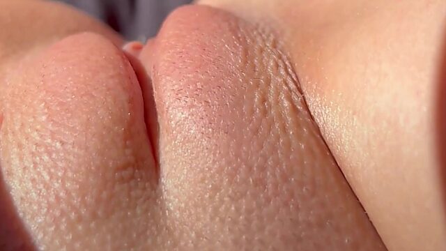 This Slut Has the Hottest Fucking Pussy Online