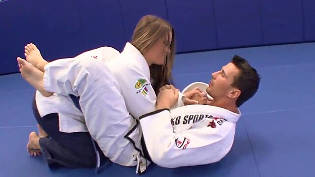 Megan Fenox, con su coño hambriento, necesita su dosis diaria de sexo.