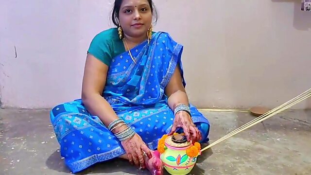 Indische Studentin, Schlampe, wurde in der Küche hart gefickt.