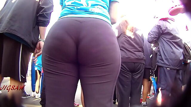 Big Ass Latina Teen in Tight Leggings Gets Spied on by Voyeur
