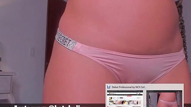 Naughty Pink Panties Playtime on Cam