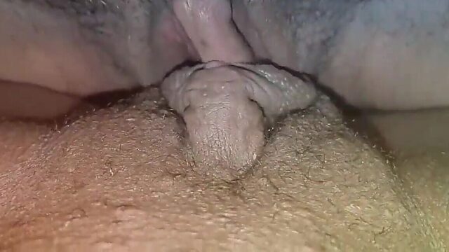 Homemade Lesbian Scissoring: Pussy to Pussy Pleasure