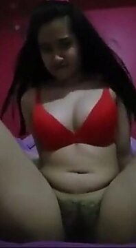 Filipina hairy girl masturbation