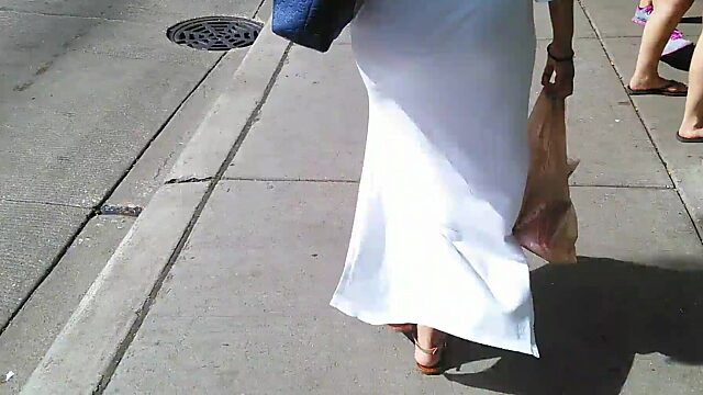 Milf in tight white dress shows visible panty line