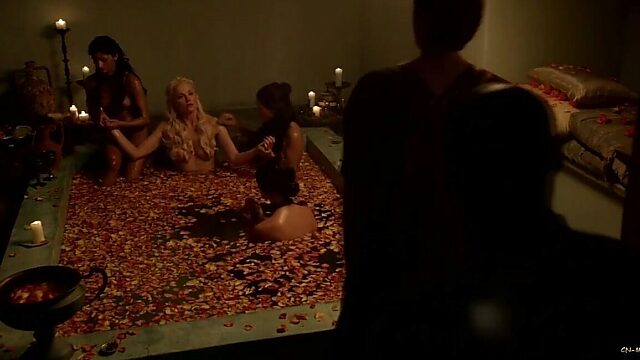 Spartacus' steamy lesbian scene: Lesley-Ann Brandt & Lucy Lawless thigh-deep in pleasure