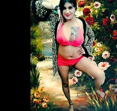 Sexy Indian Actress Soniya Maheshwari's Hot Video