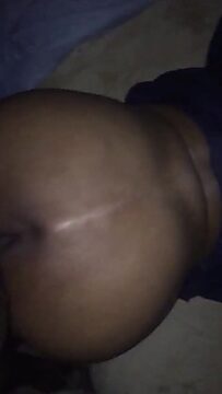 Big Ass Ebony MILF Cums Hard While Getting Fucked Amateur Style